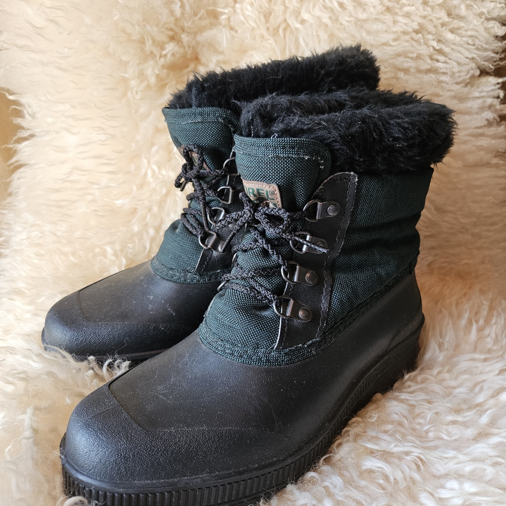 Vintage SOREL Black/Dark Green Insulated Winter Boots SKI Women's Size 10